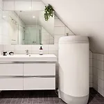 Heimby Homes - Large Penthouse In Skuteviken 아파트