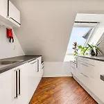 Heimby Homes - Large Penthouse In Skuteviken