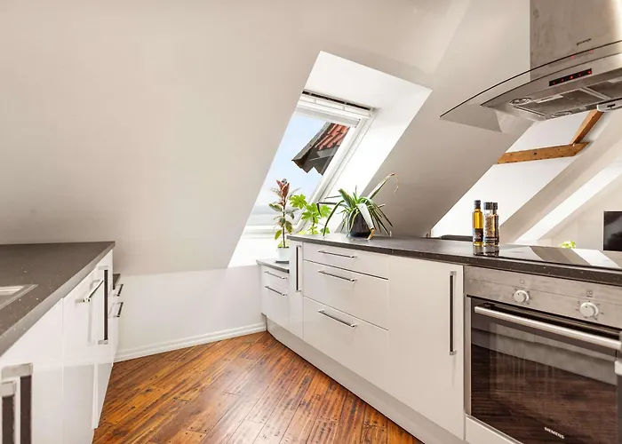 Heimby Homes - Large Penthouse In Skuteviken *