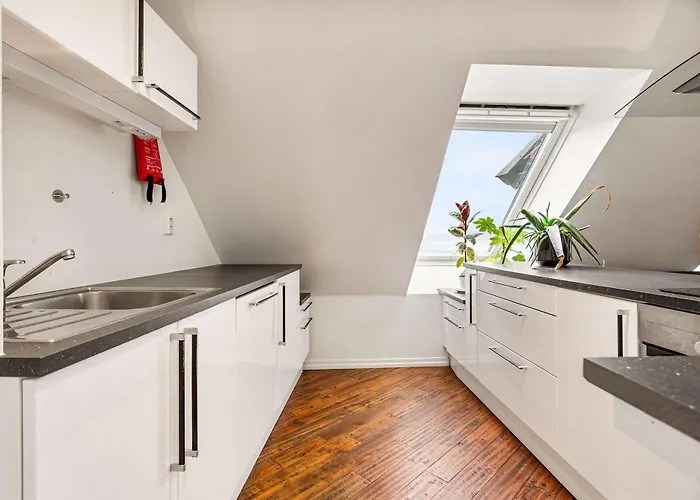 Heimby Homes - Large Penthouse In Skuteviken