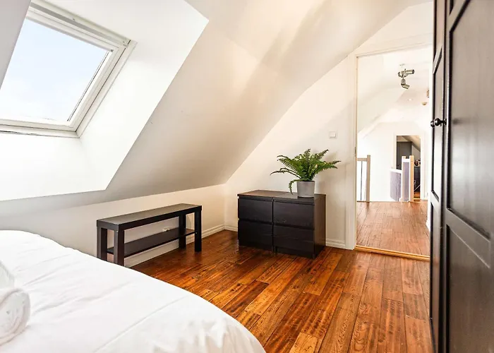 Heimby Homes - Large Penthouse In Skuteviken